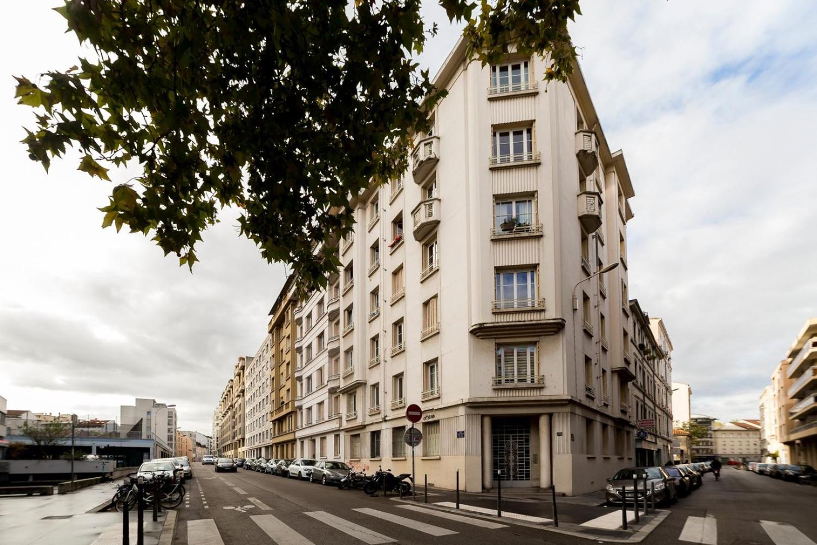Studio - Proche Metro Ail Lião Exterior foto